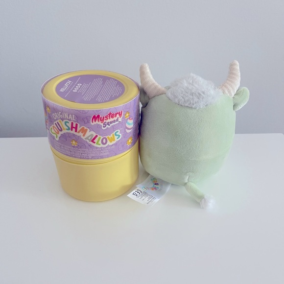Squishmallow Easter capsule Iver Highland Cow - Picture 3 of 3